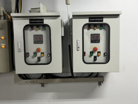 Tủ điều khiển trung tâm + Biến tần + PLC là trái tim của cả hệ thống cũng là giải pháp tiết kiệm năng lượng và tuổi thọ của thiết bị