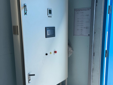 Tủ điều khiển trung tâm + Biến tần + PLC là trái tim của cả hệ thống cũng là giải pháp tiết kiệm năng lượng và tuổi thọ của thiết bị